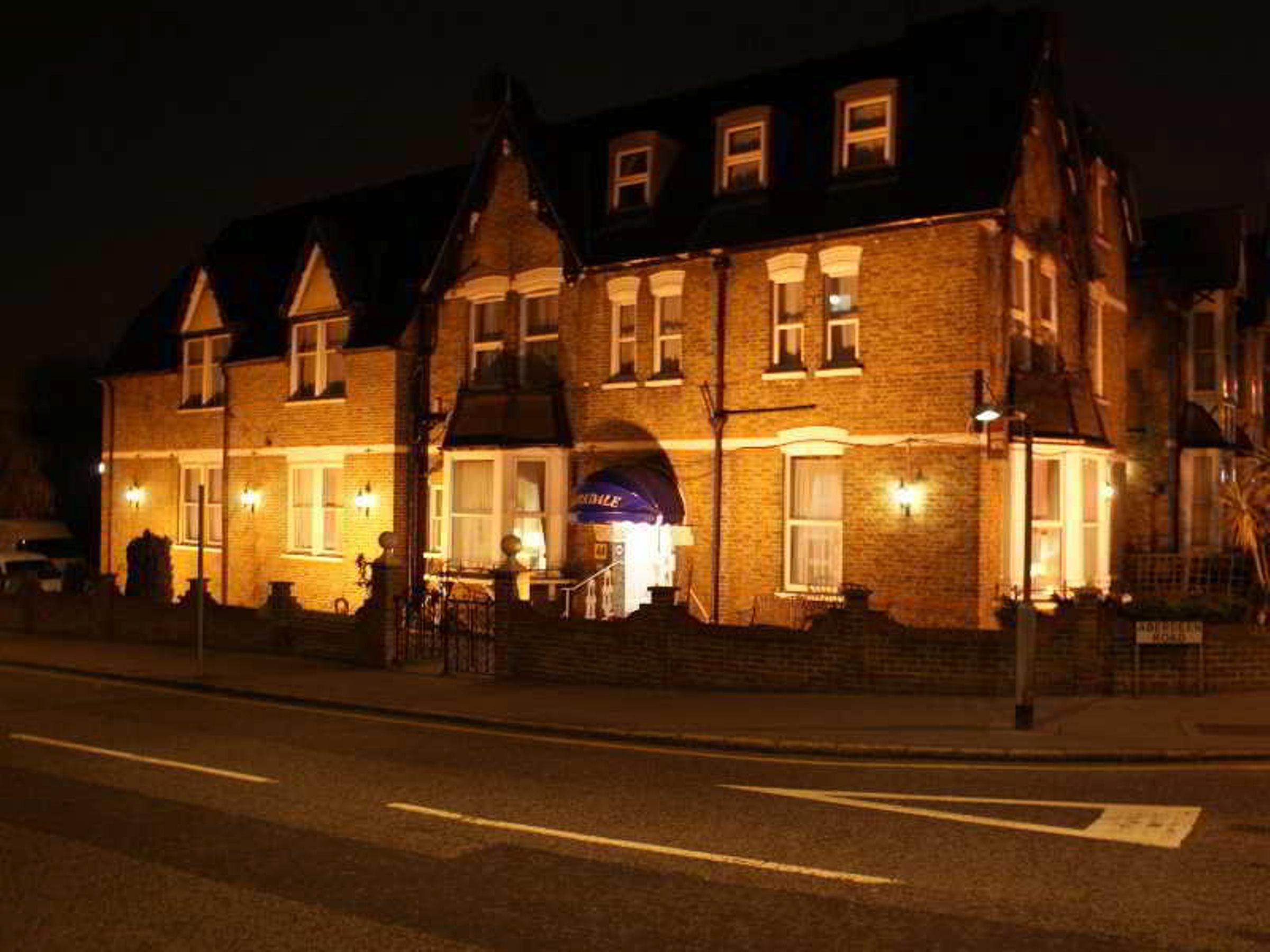 Kirkdale Hotel Croydon Exterior photo